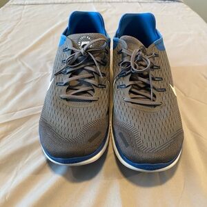 Nike Size 14 Men's Free RN Charcoal and Royal Blue Athletic Shoes